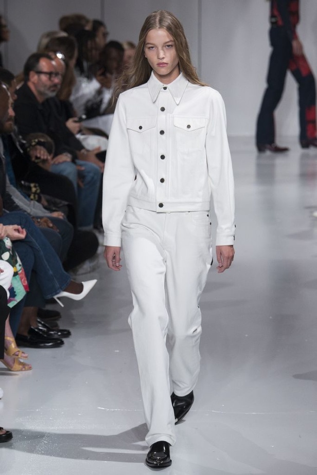  ازياء كالفن كلاين في أسبوع الموضة النيوركى للصيف