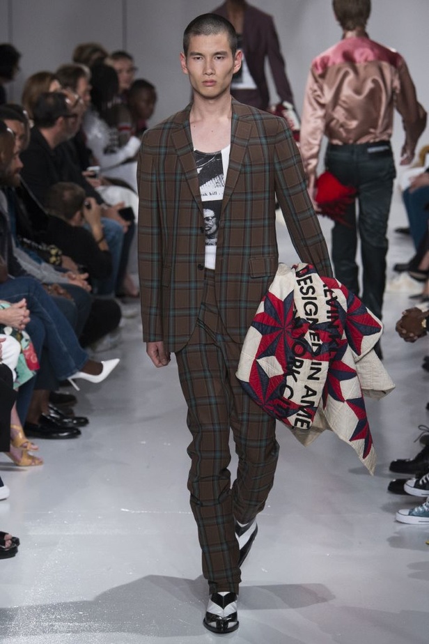  ازياء كالفن كلاين في أسبوع الموضة النيوركى للصيف