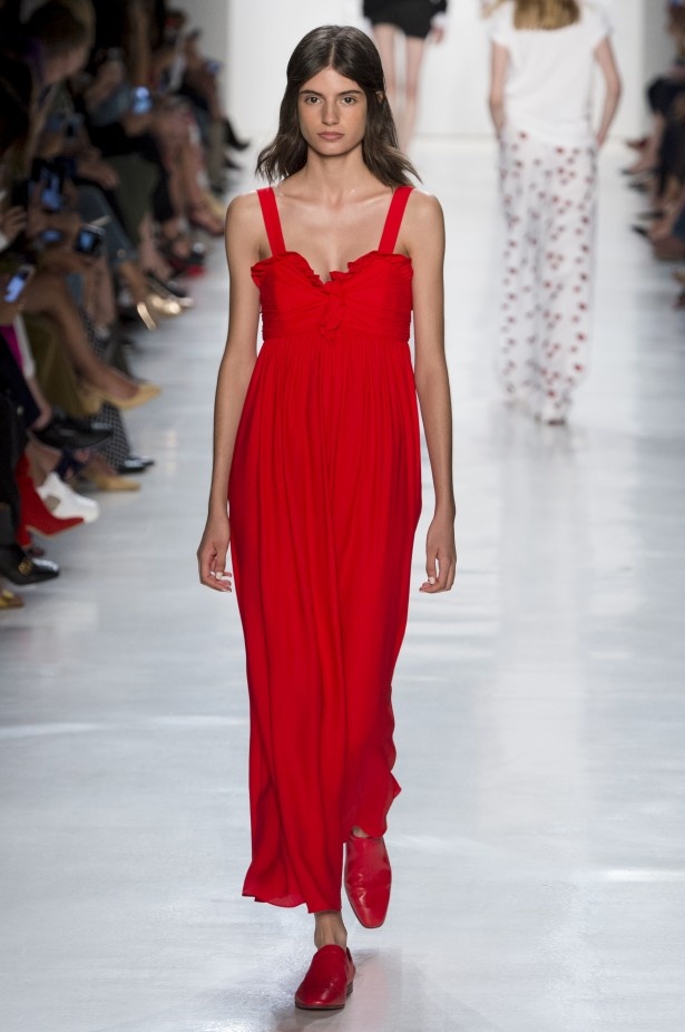 مجموعة نون باي نور لموسم ربيع وصيف 2018