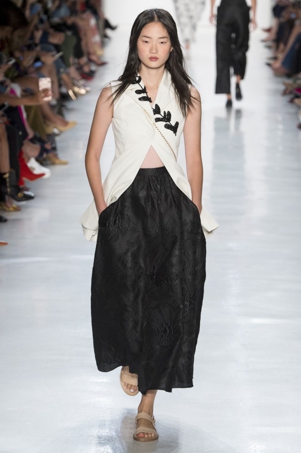 مجموعة نون باي نور لموسم ربيع وصيف 2018