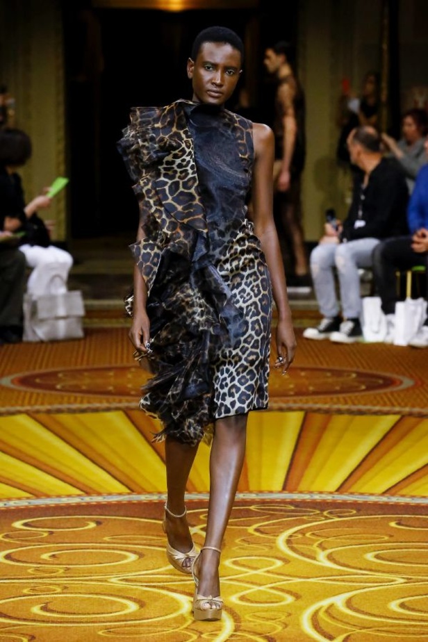 مجموعة Christian Siriano للألبسة الجاهزة لربيع 2019