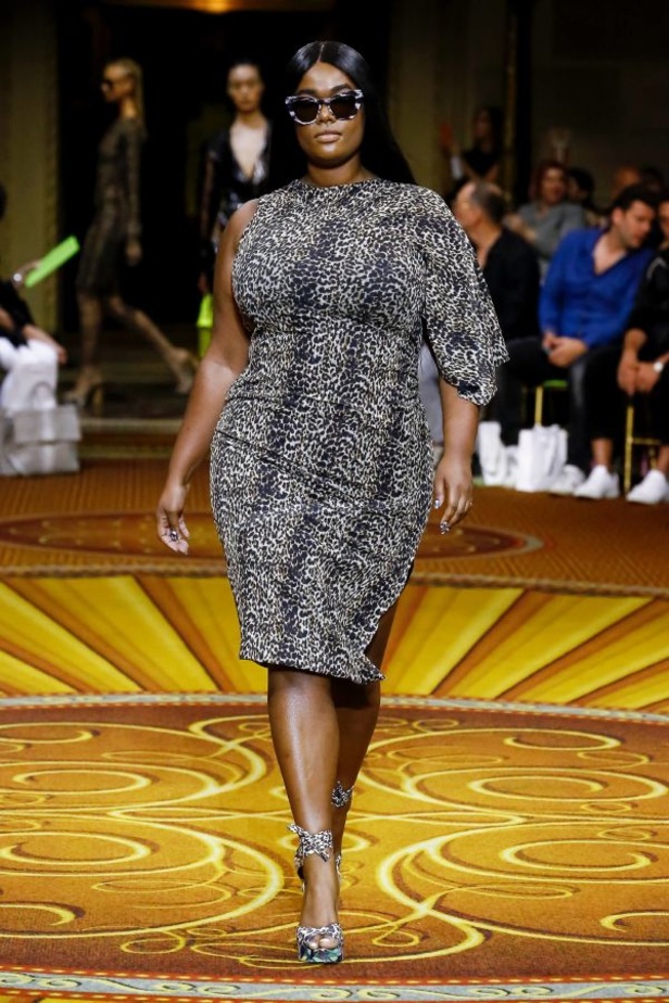 مجموعة Christian Siriano للألبسة الجاهزة لربيع 2019