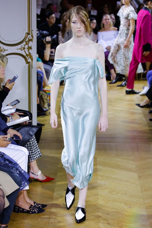 مجموعة "جون غاليانو" John Galliano لموسم ربيع وصيف 2018