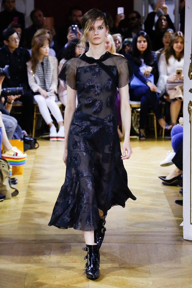 مجموعة "جون غاليانو" John Galliano لموسم ربيع وصيف 2018