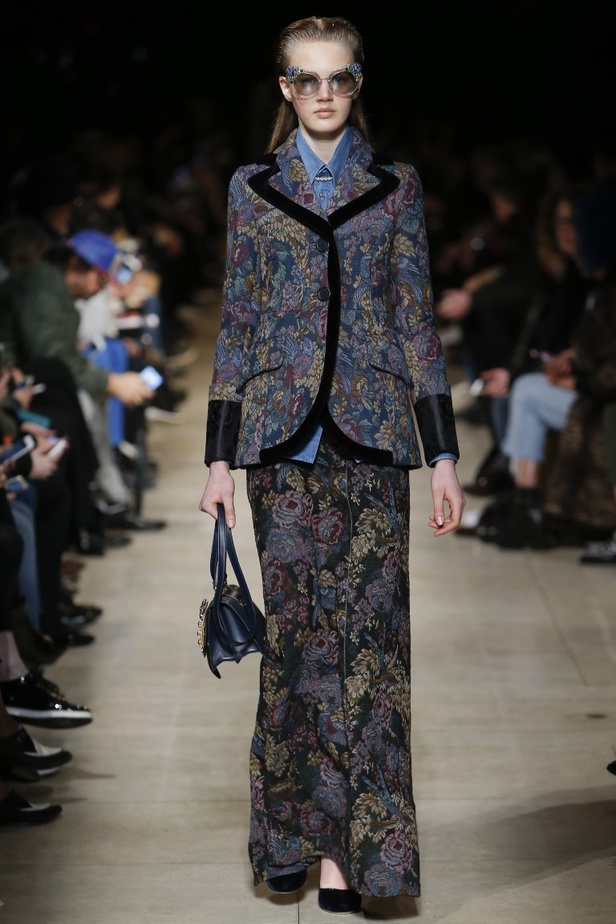 مجموعة ميو ميو لخريف وشتاء 2016-2017