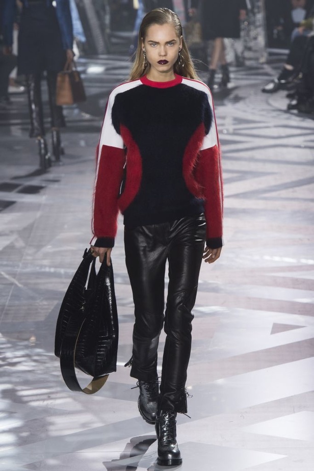 عرض لويس فيتون لخريف وشتاء 2016-2017