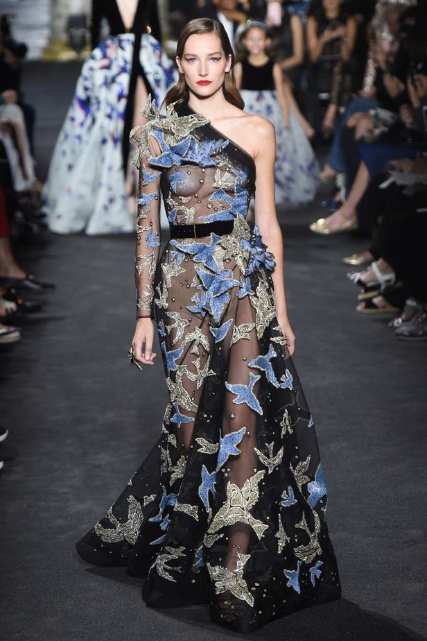 مجموعة ايلي صعب للهوت كوتور لخريف وشتاء 2016-2017