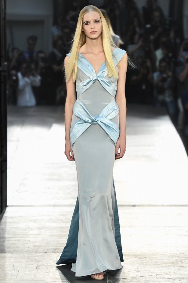 مجموعة Alexis Mabille للأزياء الفاخرة لخريف ٢٠١٦