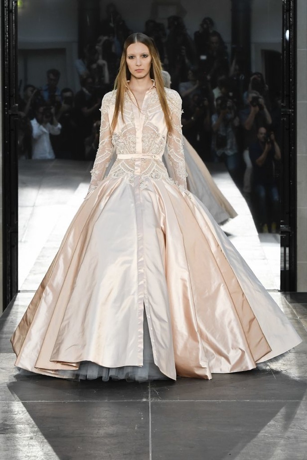 مجموعة Alexis Mabille للأزياء الفاخرة لخريف ٢٠١٦