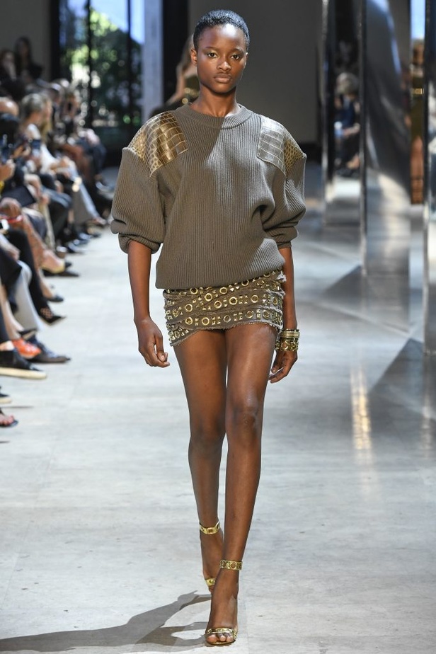 مجموعة Alexandre Vauthier للأزياء الراقية لخريف ٢٠١٦!