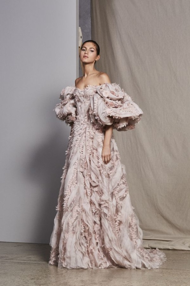 مجموعة كوتور Ashi Studio FW19 للمصمم السعودي محمد آشي 