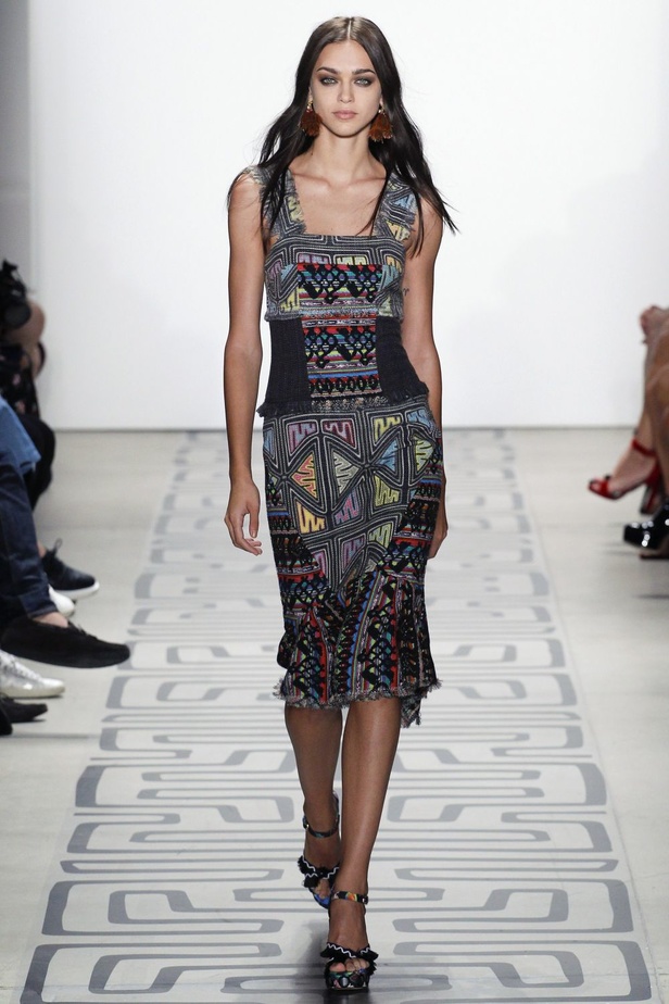 مجموعة Nicole Miller لربيع وصيف 2017