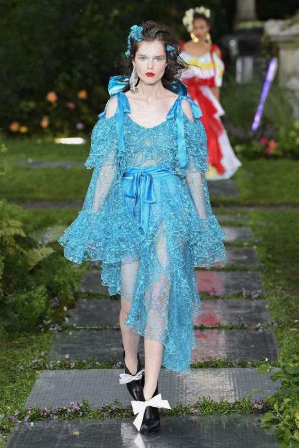 عرض أزياء Rodarte لربيع وصيف 2019