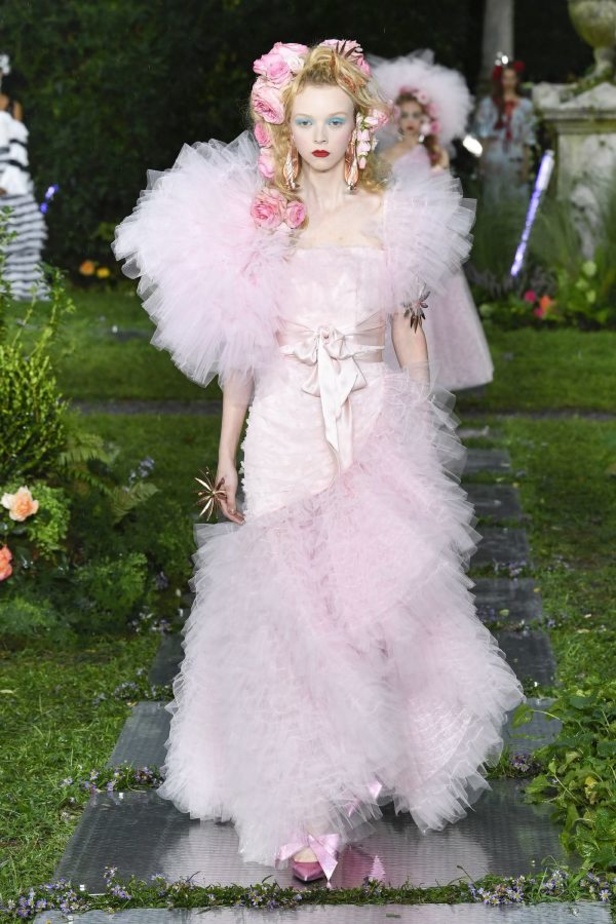 عرض أزياء Rodarte لربيع وصيف 2019