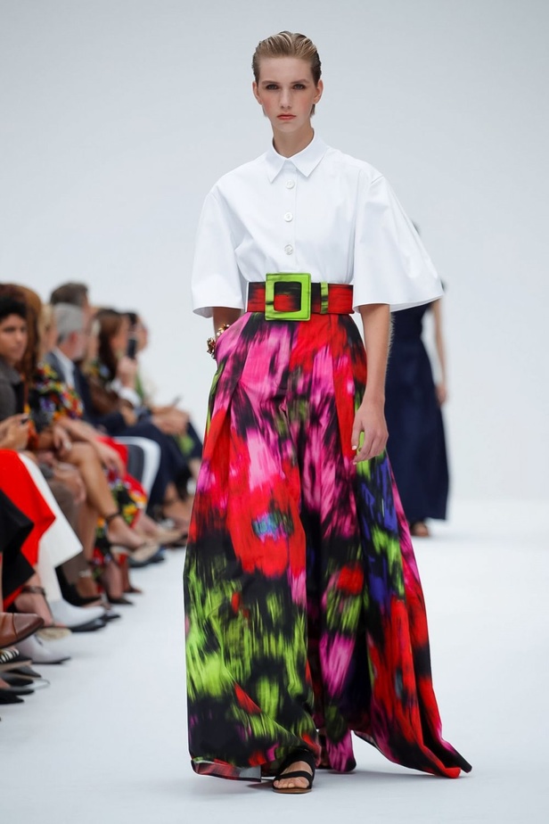 عرض أزياء كارولينا هيريرا لموسم ربيع وصيف 2020