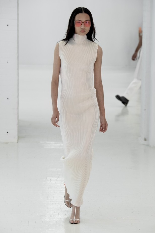 اسبوع الموضة في نيويورك 2019 مجموعة أزياء HELMUT LANG الجاهزة لربيع 2020  