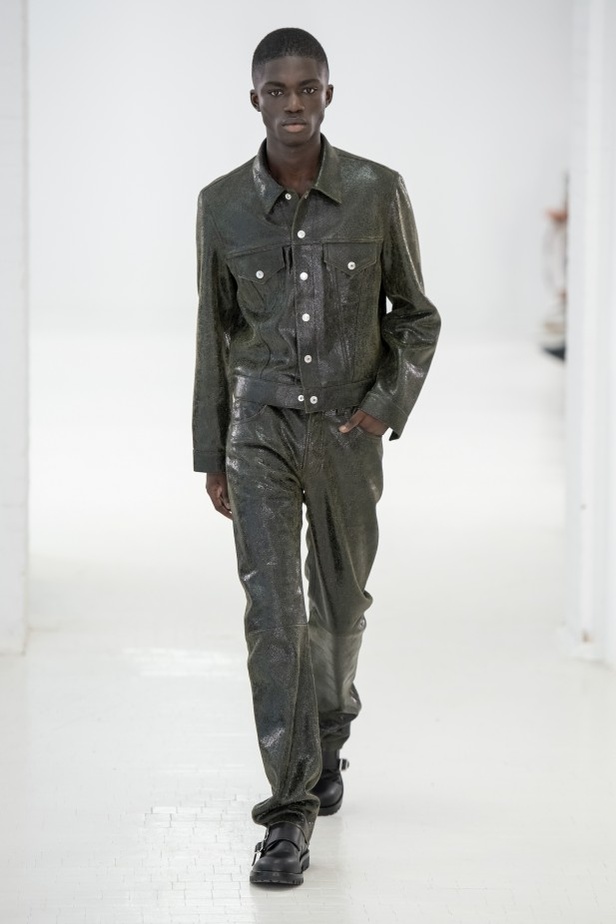 اسبوع الموضة في نيويورك 2019 مجموعة أزياء HELMUT LANG الجاهزة لربيع 2020  