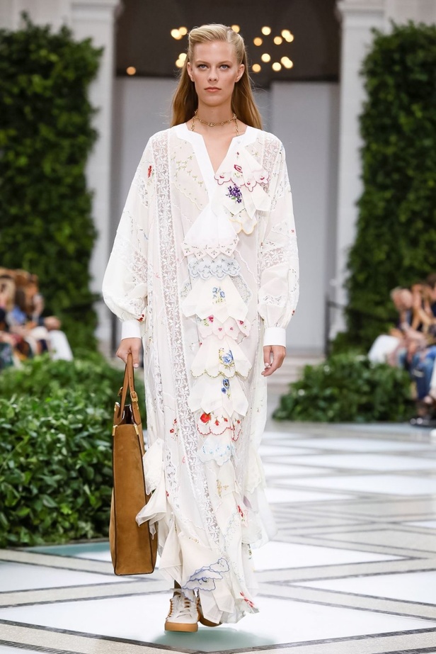 مجموعة توري بورتش لموسم ربيع وصيف 2020