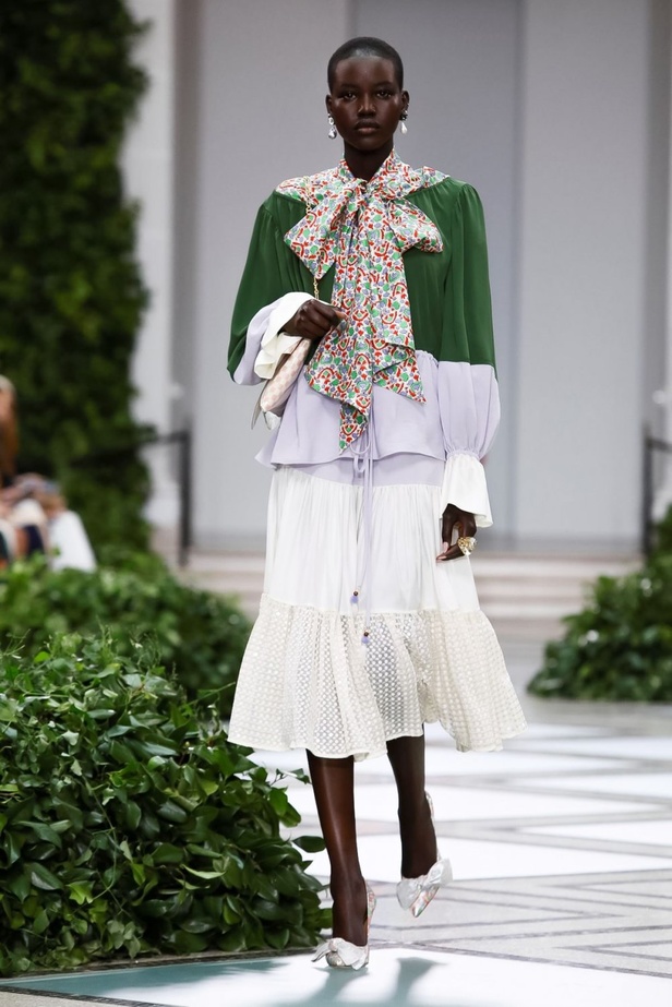 مجموعة توري بورتش لموسم ربيع وصيف 2020