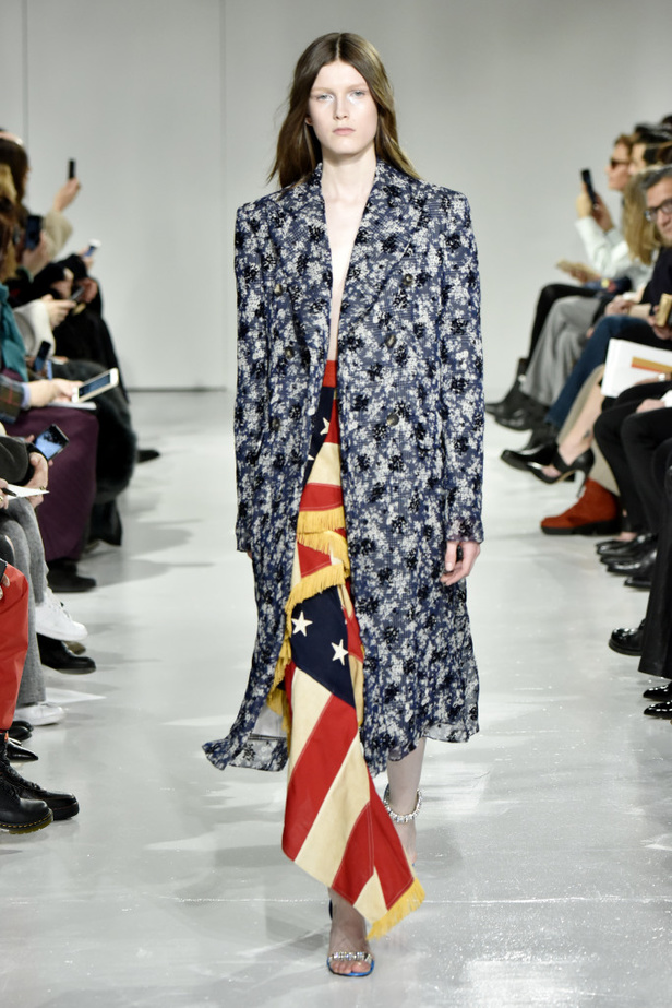 مجموعة Calvin Klein للأزياء الجاهزة لخريف ٢٠١٧!