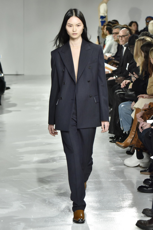 مجموعة Calvin Klein للأزياء الجاهزة لخريف ٢٠١٧!