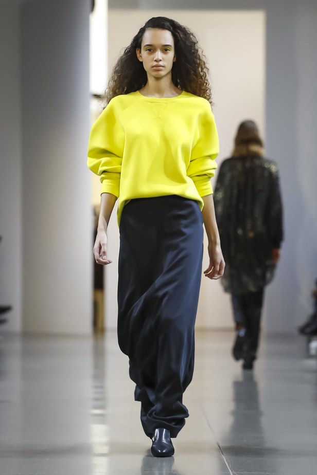 عرض أزياء Noon by Noor  لخريف وشتاء 2018