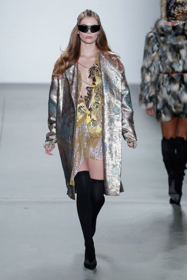 عرض أزياء كوستو برشلونة لخريف وشتاء 2019