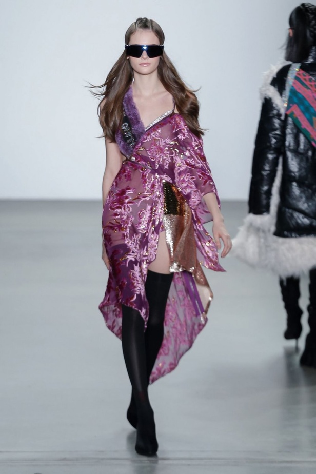 عرض أزياء كوستو برشلونة لخريف وشتاء 2019