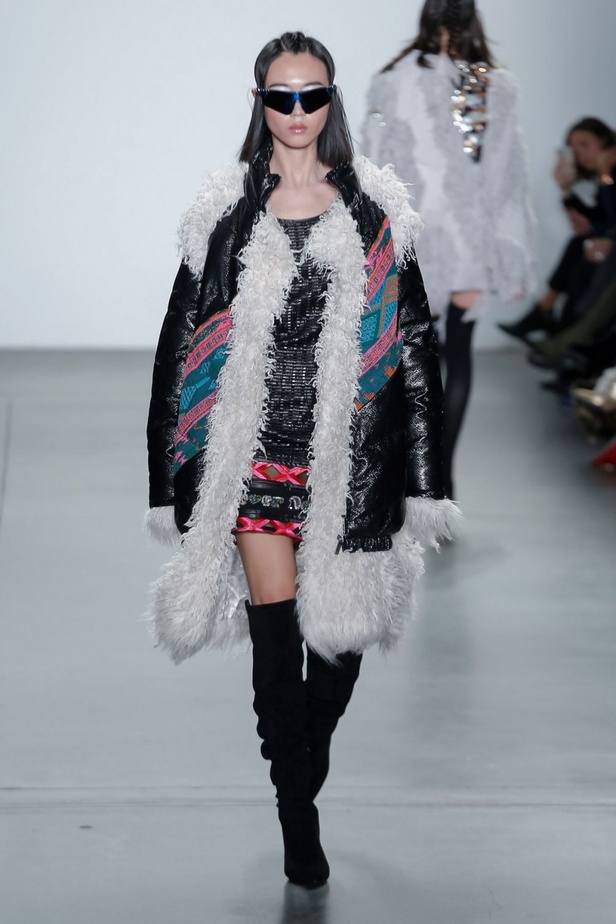 عرض أزياء كوستو برشلونة لخريف وشتاء 2019