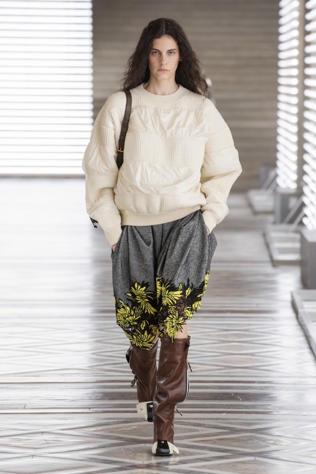 عرض أزياء Louis Vuitton لخريف وشتاء 2021-2022