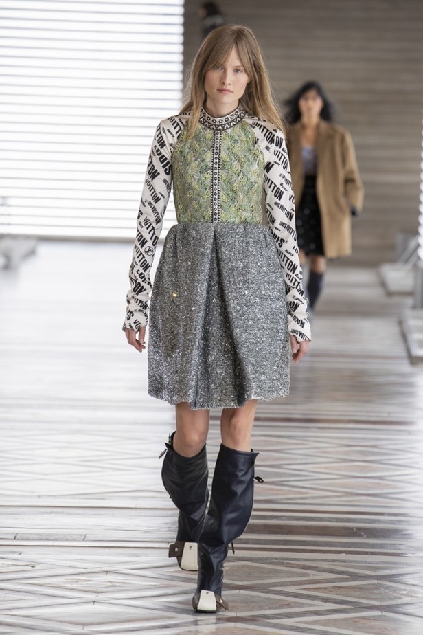 عرض أزياء Louis Vuitton لخريف وشتاء 2021-2022