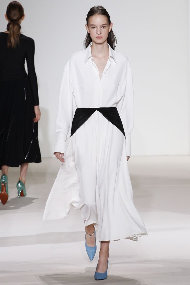 مجموعة فكتوريا بيكهام لربيع وصيف 2018