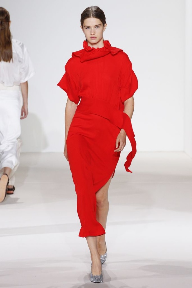 مجموعة فكتوريا بيكهام لربيع وصيف 2018