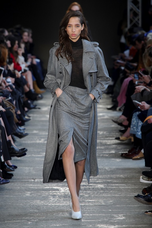 احدث ازياء من مجموعة ماكس مارا لشتاء وخريف 2018