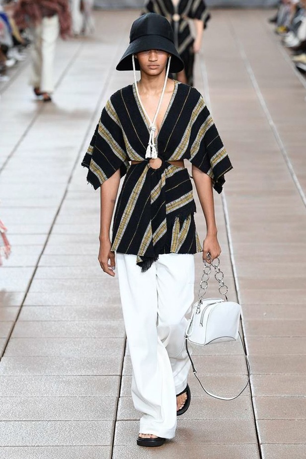 مجموعة Phillip Lim 3.1 لربيع وصيف 2019 !