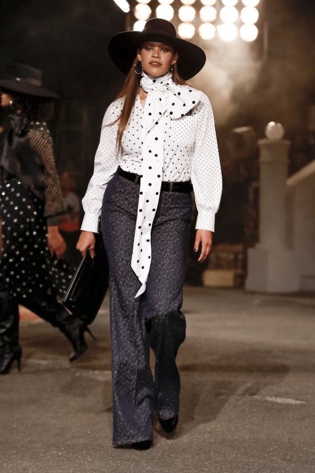 مجموعة تومي هيلفيغر لموسم ربيع وصيف 2020