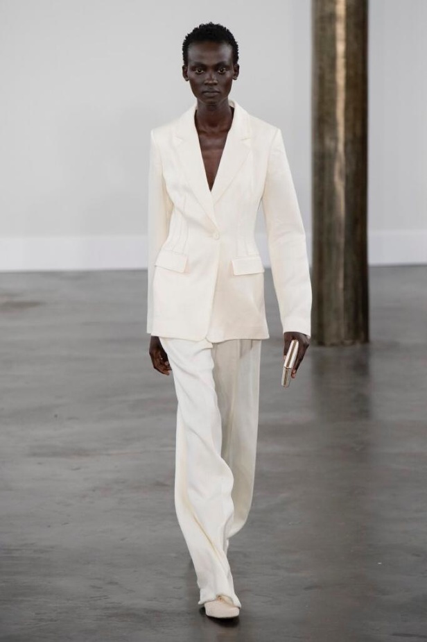 مجموعة Gabriela Hearst ربيع صيف 2019