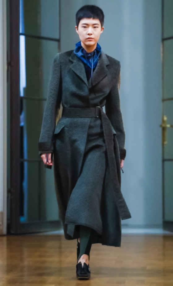 عرض أزياء Victoria Beckham لخريف وشتاء 2018 !