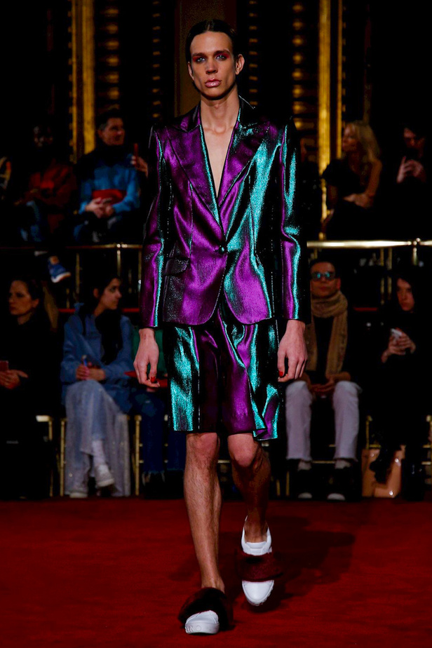 عرض أزياء كريستيان سيريانو لموسم خريف وشتاء 2018