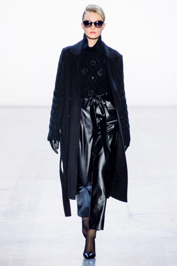 مجموعة Badgley Mischka للألبسة الجاهزة لموسم خريف 2019