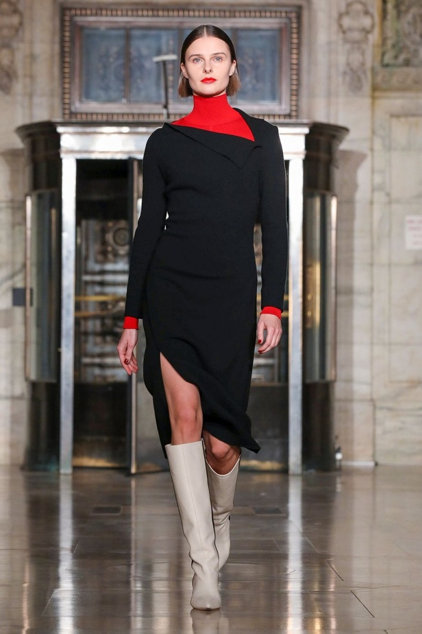 مجموعة اوسكار دي لارنتا من اسبوع الموضة في نيويورك 2020 