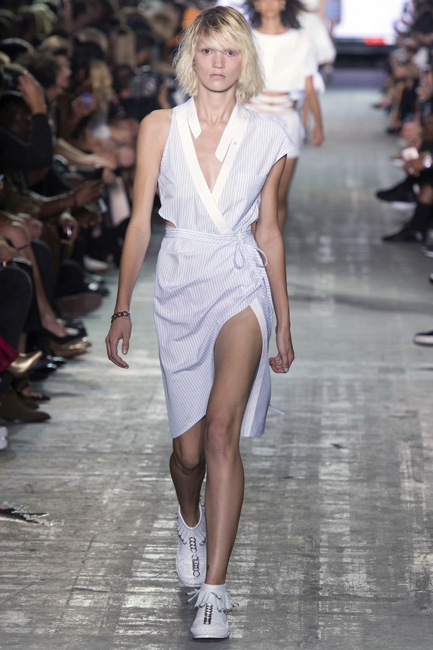 مجموعة الكسندر وانغ لموسم ربيع وصيف 2017