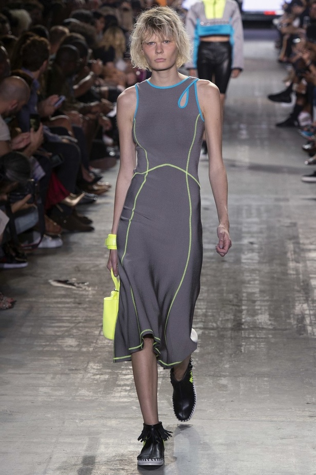 مجموعة الكسندر وانغ لموسم ربيع وصيف 2017