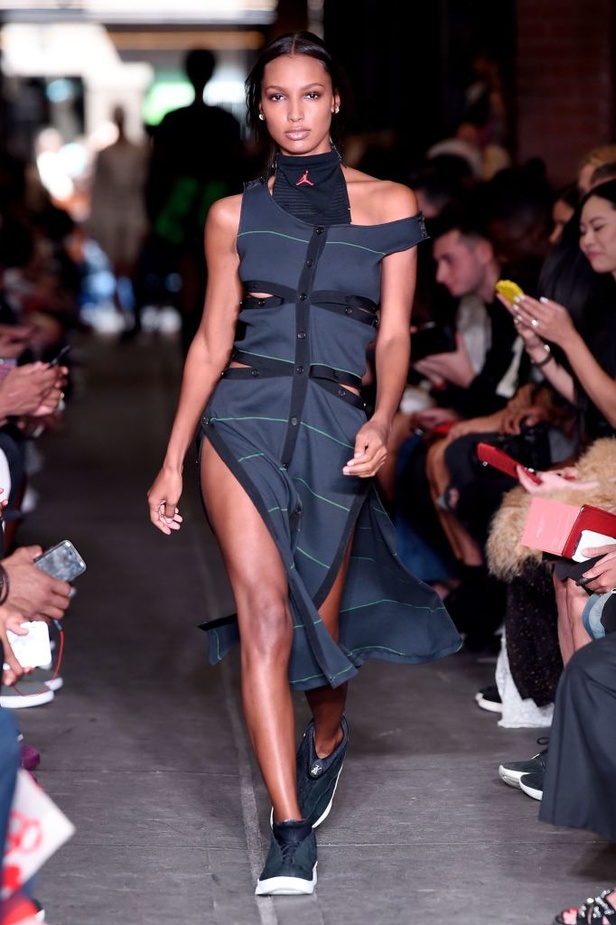 مجموعة بابليك سكول لموسم ربيع وصيف 2018