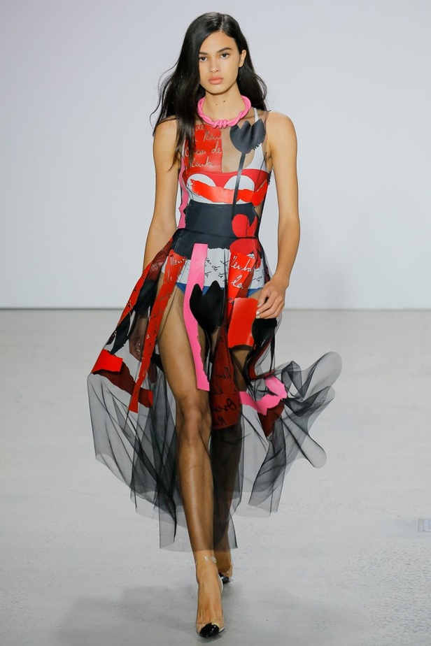 مجموعة أوسكار دي لا رينتا لموسم ربيع وصيف 2018