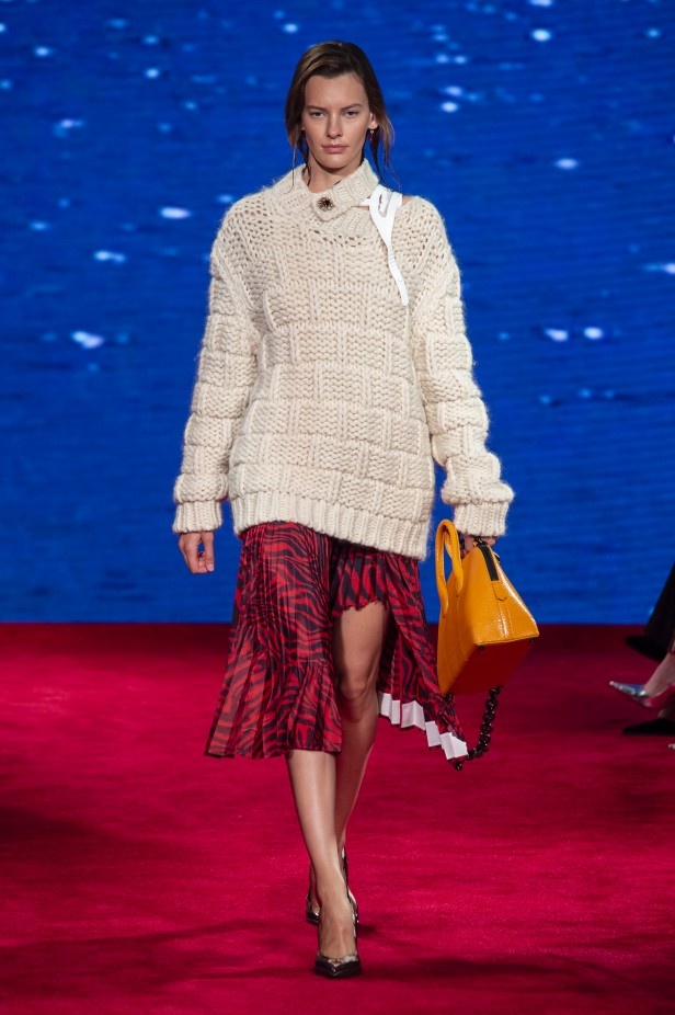 مجموعة كالفن كلاين لربيع وصيف 2019