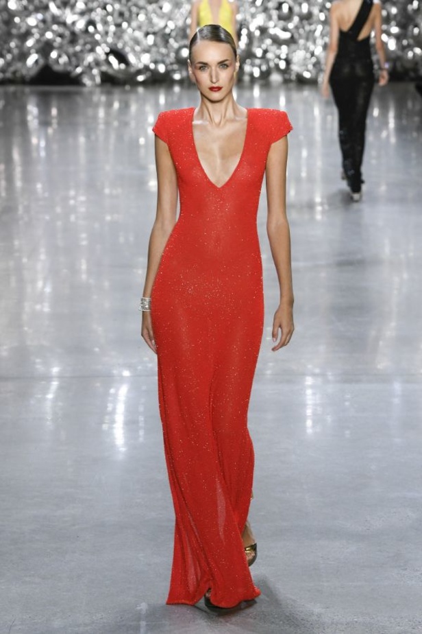 مجموعة Naeem Khan لربيع وصيف 2019