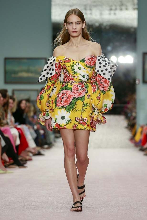 مجموعة كارولينا هيريرا لموسم ربيع وصيف 2019