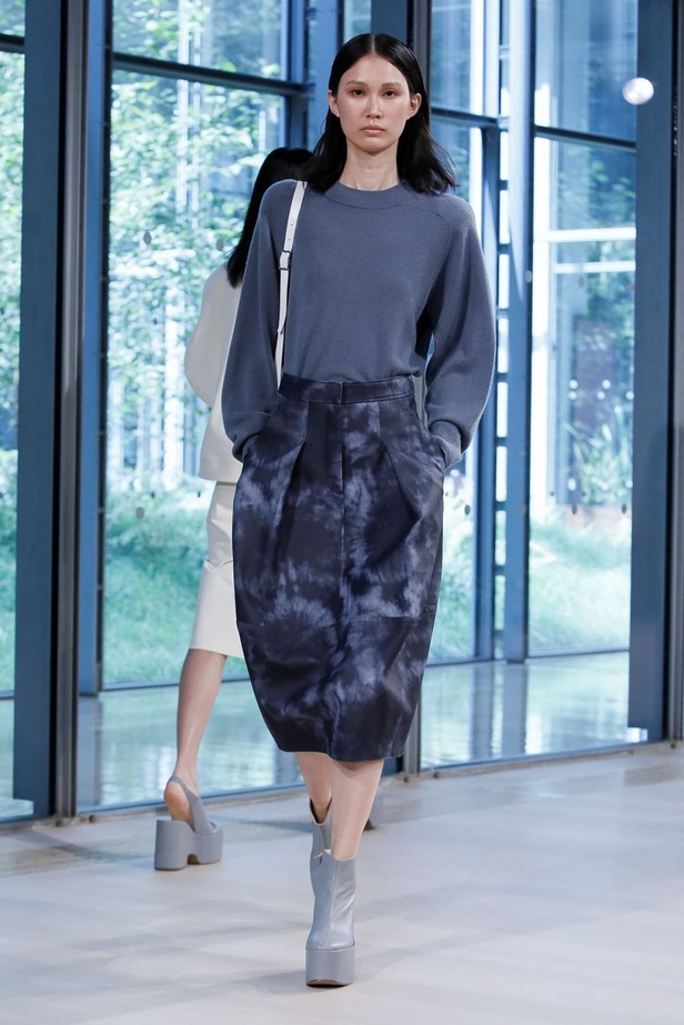 عرض أزياء تيبي لربيع وصيف 2020