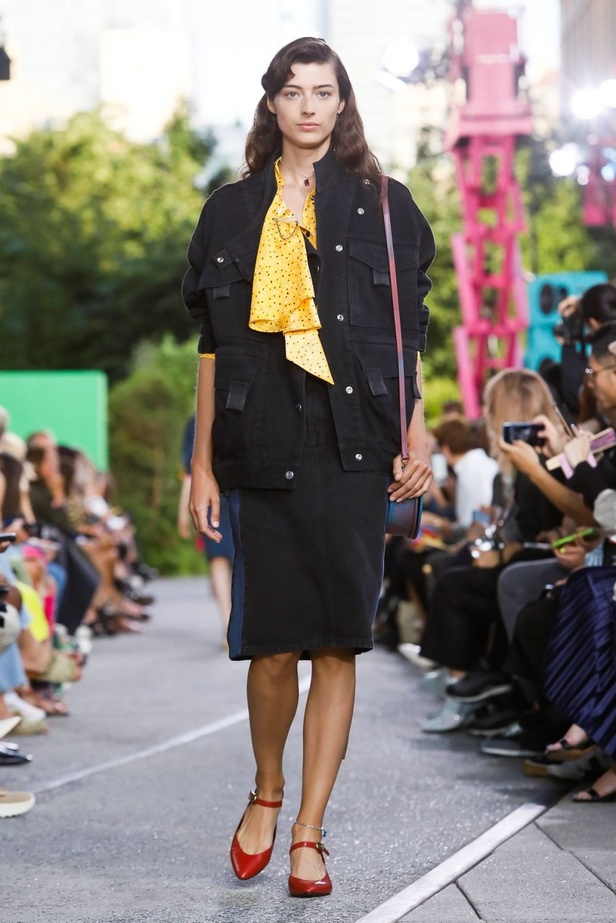  اسبوع الموضة في نيويورك 2019 عرض أزياء  coach ربيع وصيف 2020  